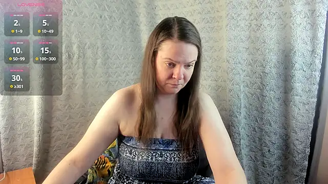 MiaLores online show from 02-11-26, 09:03