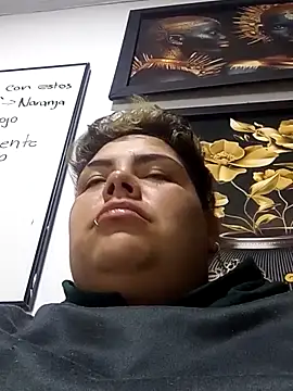 Snapshot of Hailey_Curvy chatting on 09-14-25, 03:27 Hailey Curvy online show from 09-14-25, 03:27