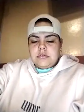 Snapshot of Hailey_Curvy chatting on 09-18-25, 01:18 Hailey Curvy online show from 09-18-25, 01:18