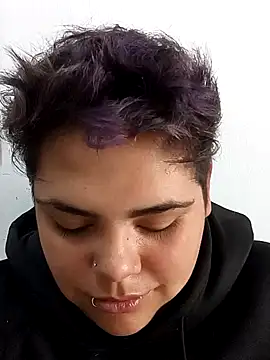 Snapshot of Hailey_Curvy chatting on 09-28-25, 03:06 Hailey Curvy online show from 09-28-25, 03:06