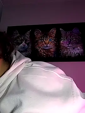 Snapshot of Hailey_Curvy chatting on 09-29-25, 03:33 Hailey Curvy online show from 09-29-25, 03:33