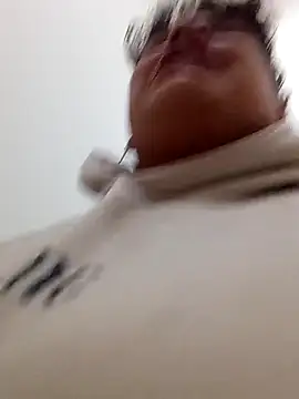 Snapshot of Hailey_Curvy chatting on 10-08-25, 11:08 Hailey Curvy online show from 10-08-25, 11:08