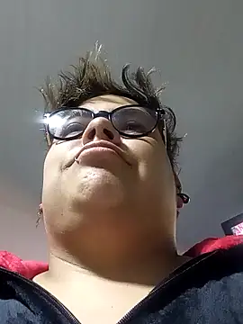 Snapshot of Hailey_Curvy chatting on 10-12-25, 03:38 Hailey Curvy online show from 10-12-25, 03:38