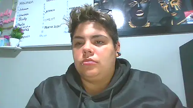 Snapshot of Hailey_Curvy chatting on 10-13-25, 06:46 Hailey Curvy online show from 10-13-25, 06:46