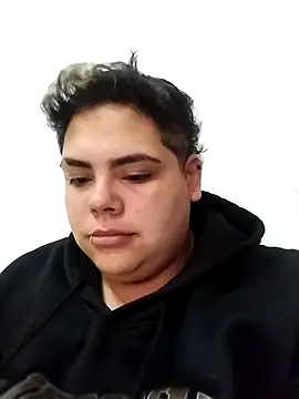 Snapshot of Hailey_Curvy chatting on 10-21-25, 04:30 Hailey Curvy online show from 10-21-25, 04:30