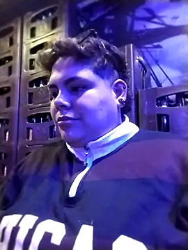 Snapshot of Hailey_Curvy chatting on 10-23-25, 03:17 Hailey Curvy online show from 10-23-25, 03:17