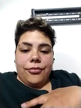 Snapshot of Hailey_Curvy chatting on 10-26-25, 04:07 Hailey Curvy online show from 10-26-25, 04:07