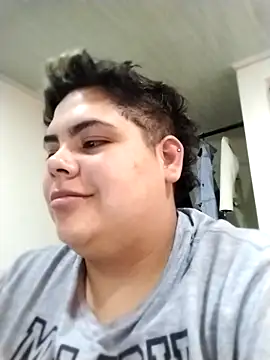 Snapshot of Hailey_Curvy chatting on 10-29-25, 01:02 Hailey Curvy online show from 10-29-25, 01:02