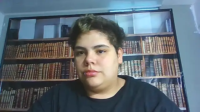 Snapshot of Hailey_Curvy chatting on 11-26-25, 11:00 Hailey Curvy online show from 11-26-25, 11:00