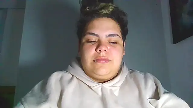 Snapshot of Hailey_Curvy chatting on 11-28-25, 09:12 Hailey Curvy online show from 11-28-25, 09:12