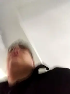 Snapshot of Hailey_Curvy chatting on 12-19-25, 11:17 Hailey Curvy online show from 12-19-25, 11:17