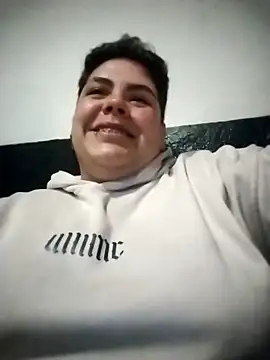 Snapshot of Hailey_Curvy chatting on 12-20-25, 12:07 Hailey Curvy online show from 12-20-25, 12:07