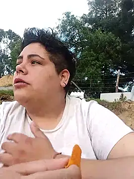 Snapshot of Hailey_Curvy chatting on 01-08-26, 10:01 Hailey Curvy online show from 01-08-26, 10:01