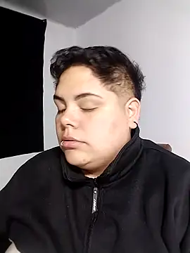 Snapshot of Hailey_Curvy chatting on 02-07-26, 11:14 Hailey Curvy online show from 02-07-26, 11:14