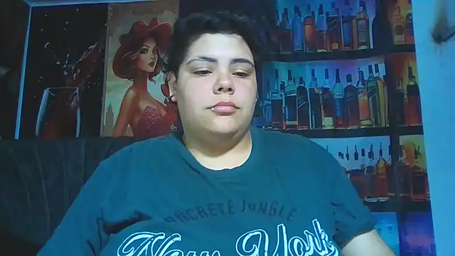 Snapshot of Hailey_Curvy chatting on 06-17-26, 07:11 Hailey Curvy online show from 06-17-26, 07:11