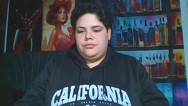 Snapshot of Hailey_Curvy chatting on 06-18-26, 08:47 Hailey Curvy online show from 06-18-26, 08:47