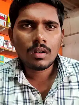 Snapshot of Markroco696 chatting on 09-27-25, 03:00 Markroco696 online show from 09-27-25, 03:00