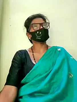 Snapshot of Mohini_Josh069 chatting on 06-15-26, 12:02 Mohini Josh069 online show from 06-15-26, 12:02