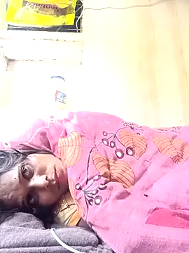 Snapshot of cute_diya_12 chatting on 12-20-25, 03:02 cute diya 12 online show from 12-20-25, 03:02