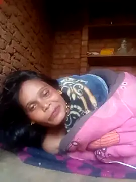 Snapshot of cute_diya_12 chatting on 01-15-26, 02:49 cute diya 12 online show from 01-15-26, 02:49