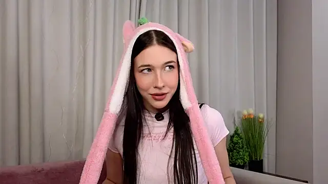 EviaRabasca online show from 02-13-26, 11:17