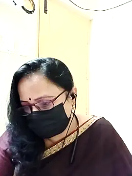 Snapshot of Ananya_flower chatting on 09-26-25, 06:28 Ananya flower online show from 09-26-25, 06:28