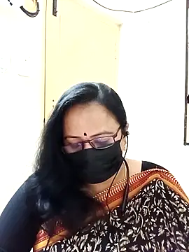 Snapshot of Ananya_flower chatting on 09-28-25, 04:34 Ananya flower online show from 09-28-25, 04:34