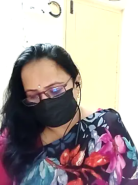 Snapshot of Ananya_flower chatting on 10-08-25, 04:37 Ananya flower online show from 10-08-25, 04:37