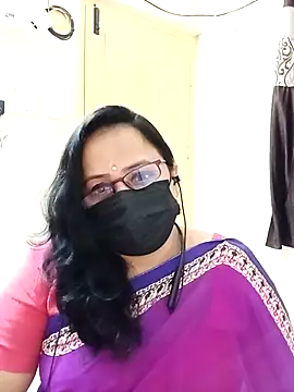 Snapshot of Ananya_flower chatting on 10-12-25, 04:39 Ananya flower online show from 10-12-25, 04:39
