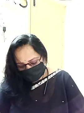 Snapshot of Ananya_flower chatting on 10-14-25, 03:35 Ananya flower online show from 10-14-25, 03:35
