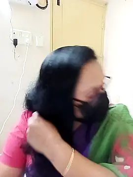 Snapshot of Ananya_flower chatting on 02-13-26, 05:42 Ananya flower online show from 02-13-26, 05:42