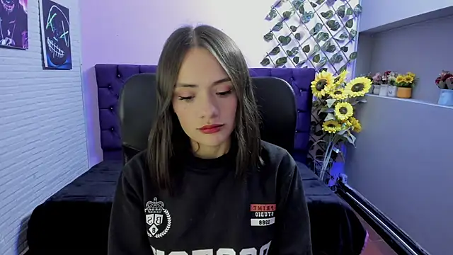 Snapshot of Tammy_Thompson_ chatting on 02-07-26, 01:15 Tammy Thompson online show from 02-07-26, 01:15