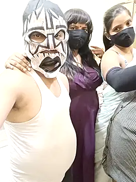 Hot modal online show from 11-23-25, 04:51