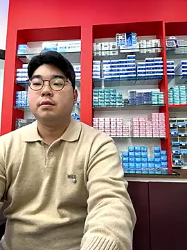 Snapshot of gayfucuxuc chatting on 11-26-25, 12:55 gayfucuxuc online show from 11-26-25, 12:55