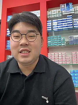 Snapshot of gayfucuxuc chatting on 11-27-25, 02:35 gayfucuxuc online show from 11-27-25, 02:35