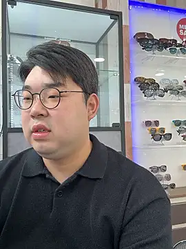 Snapshot of gayfucuxuc chatting on 12-03-25, 02:41 gayfucuxuc online show from 12-03-25, 02:41