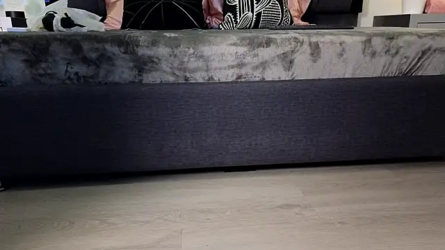 Snapshot of Calipso_Parisi chatting on 11-06-25, 12:39 Calipso Parisi online show from 11-06-25, 12:39