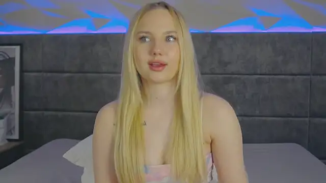Sky Cutie online show from 06-05-26, 06:52