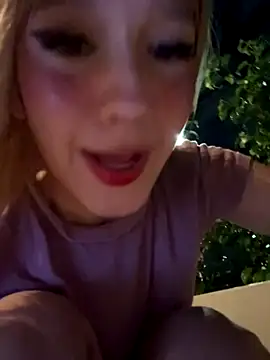 Snapshot of SweetBunnyGF chatting on 10-29-25, 11:39 SweetBunnyGF online show from 10-29-25, 11:39