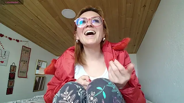 Victoria Fallon online show from 04-15-26, 06:04