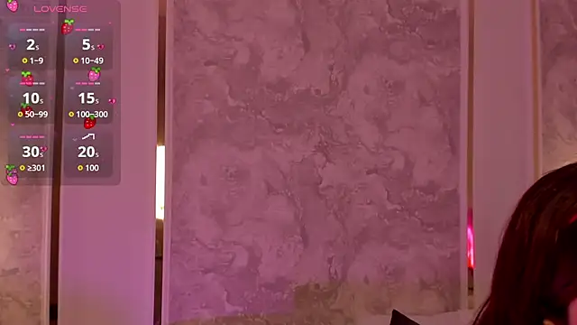 Snapshot of doll_eyees_ chatting on 11-06-25, 02:12 doll eyees online show from 11-06-25, 02:12