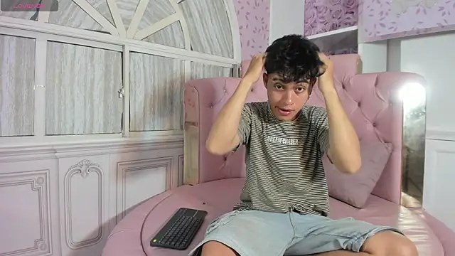 Snapshot of Dani_rivass chatting on 12-22-25, 11:07 Dani rivass online show from 12-22-25, 11:07