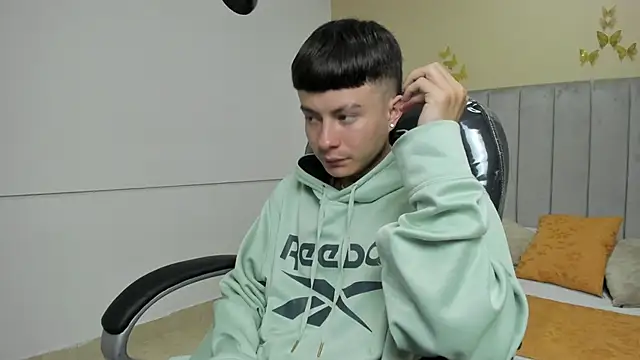 Nascary Fox online show from 01-16-26, 05:00