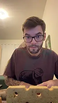 Snapshot of Leonsouzaof chatting on 03-01-26, 09:39 Leonsouzaof online show from 03-01-26, 09:39