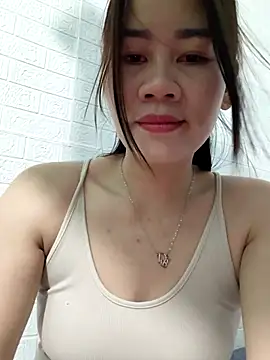 Snapshot of Singlemom69x chatting on 09-22-25, 01:18 Singlemom69x online show from 09-22-25, 01:18