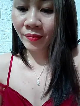 Snapshot of Singlemom69x chatting on 01-18-26, 01:15 Singlemom69x online show from 01-18-26, 01:15