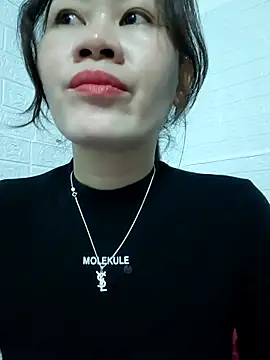 Snapshot of Singlemom69x chatting on 02-11-26, 12:15 Singlemom69x online show from 02-11-26, 12:15