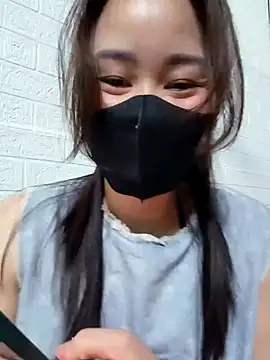 Snapshot of Singlemom69x chatting on 03-08-26, 02:04 Singlemom69x online show from 03-08-26, 02:04