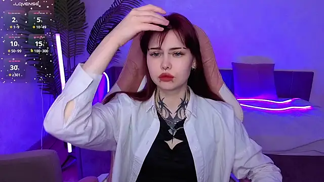 Morana Batt online show from 11-17-25, 02:06