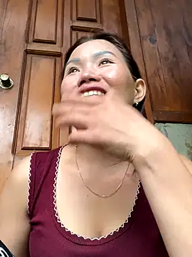 Han Han20 online show from 10-14-25, 08:37